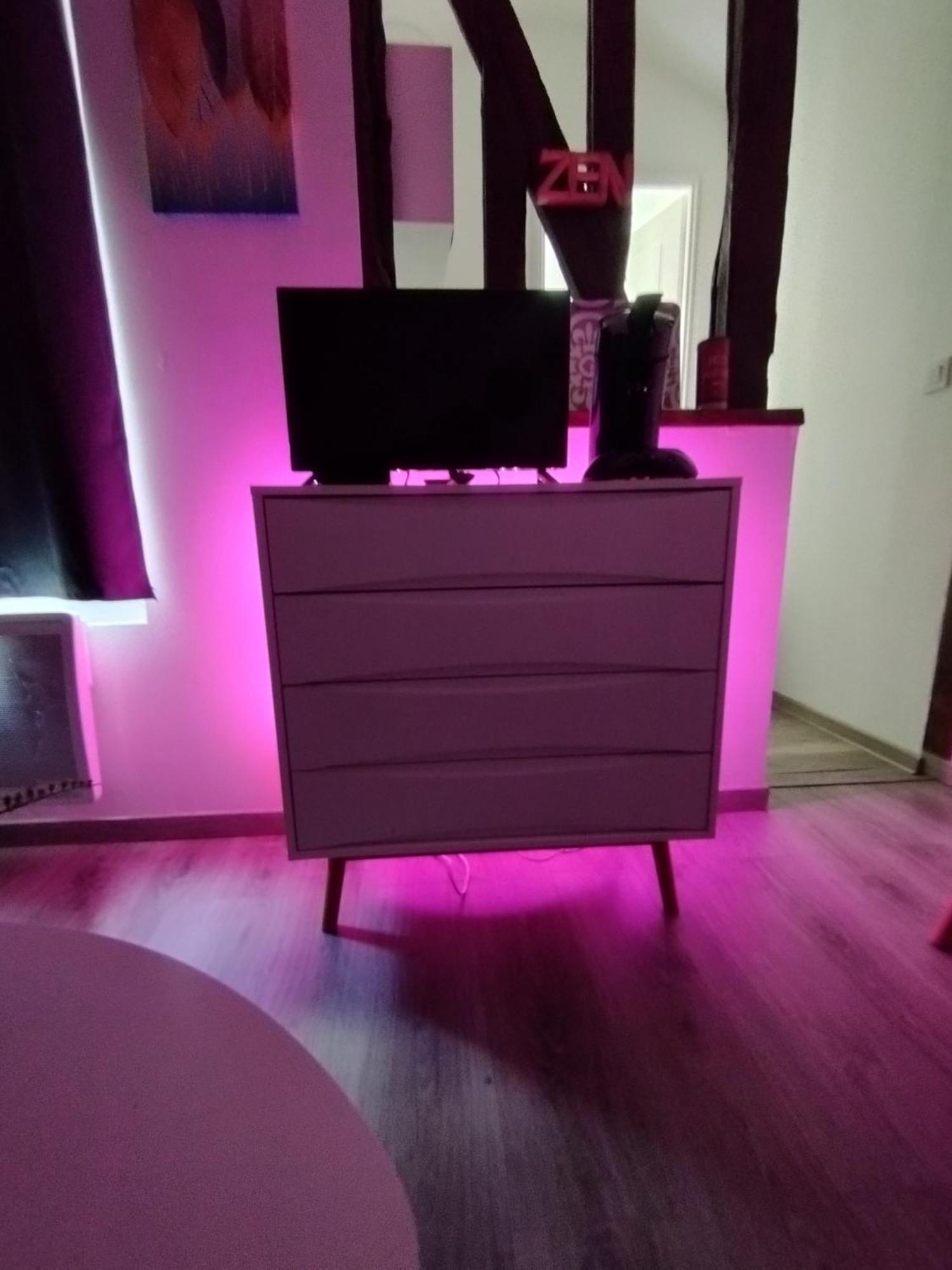 Studio Charmant Confortable Tv Centre Ville Louviers Eksteriør bilde